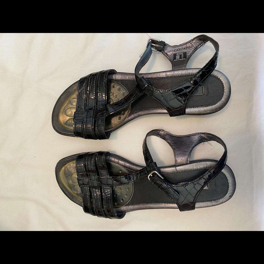 Ecco black sandals